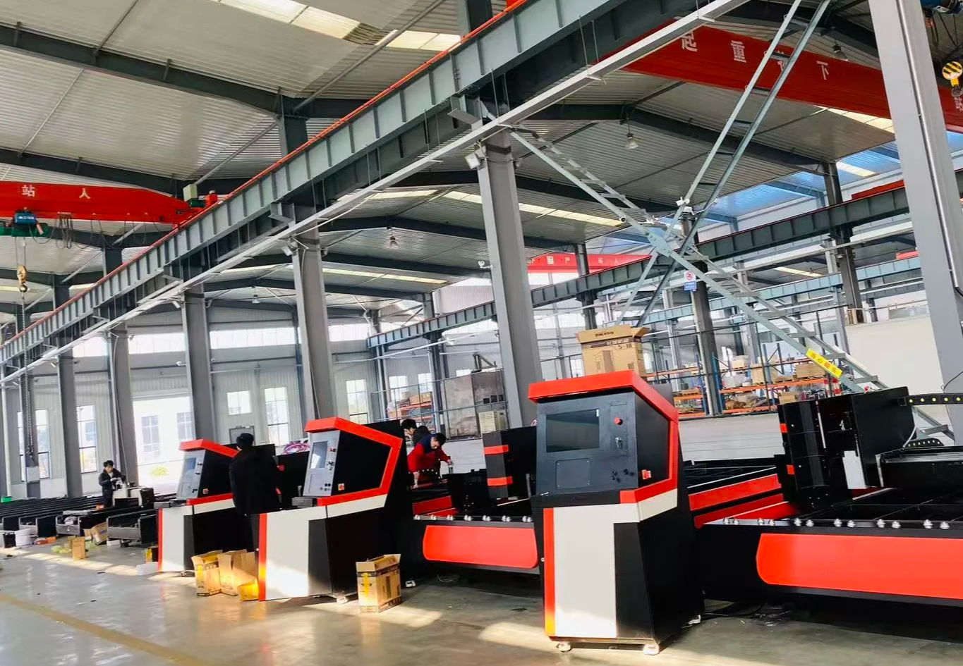 Prato Laser,factory workshop,laser manufacturing,production facility,laser cutting machine